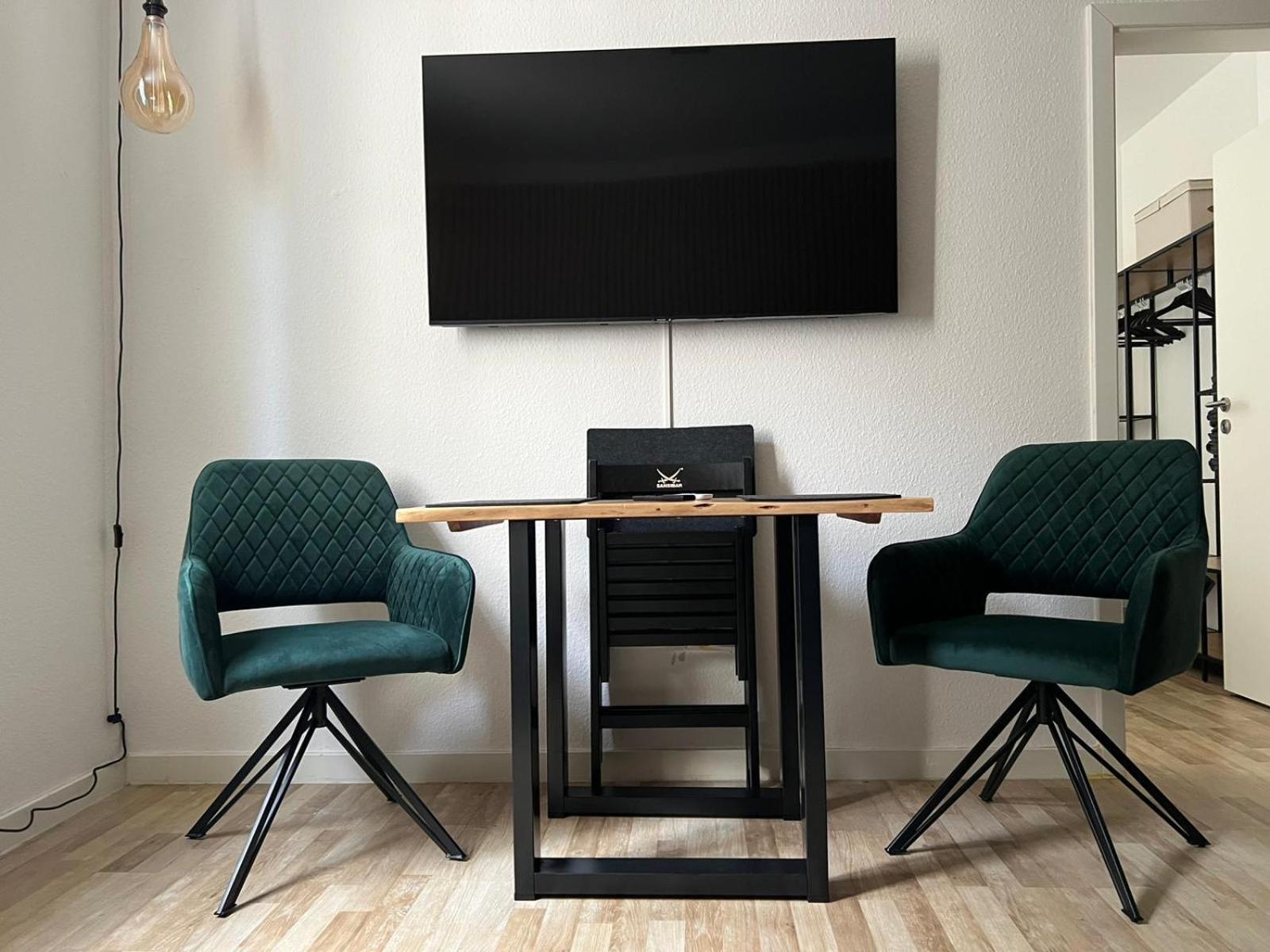 100M E-Ladestation - Max 4 Pers - Duesseldorf - Ruhrgebiet - Pilgerstaette Apartment เฟลแบร์ท ภายนอก รูปภาพ